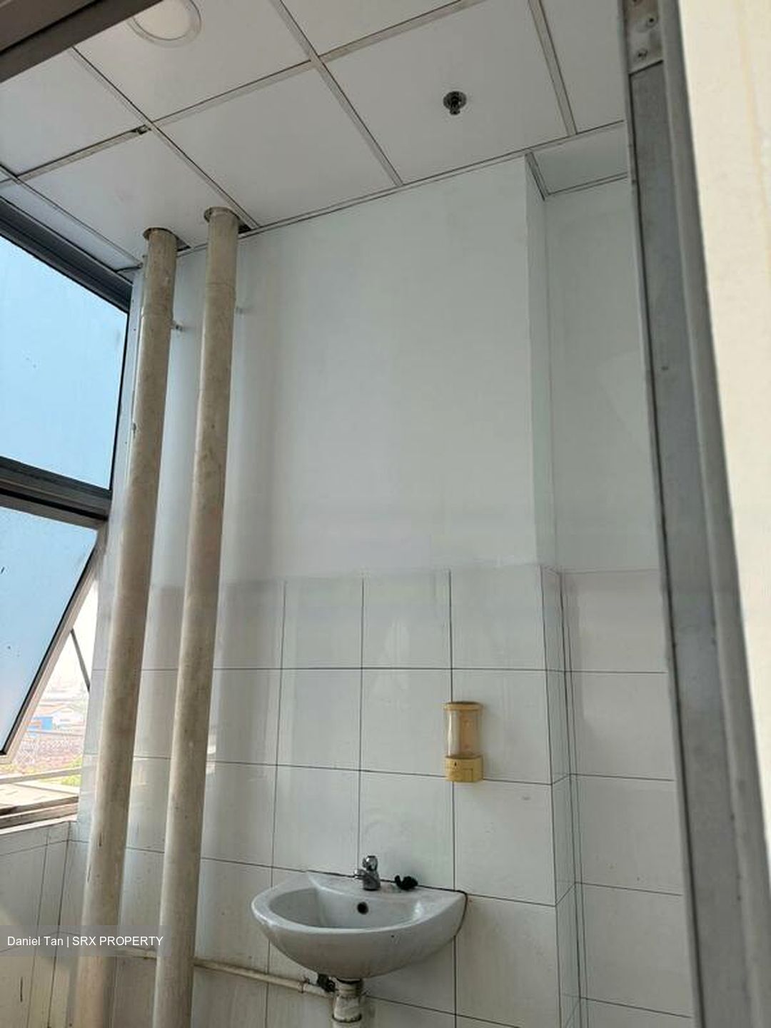 West Connect Building (D22), Factory #455032491